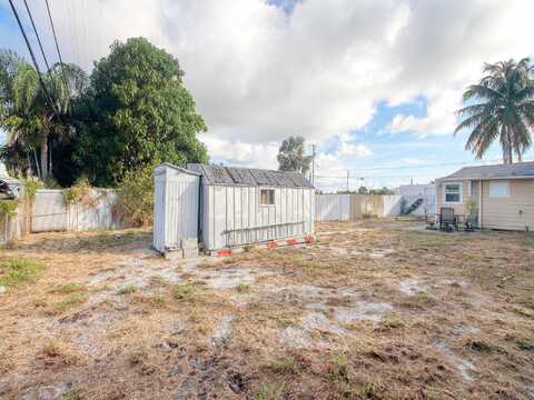 Coral, LANTANA, FL 33462