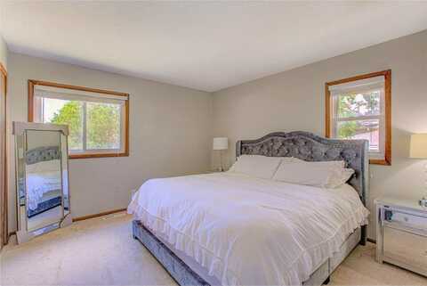Arlington, MINNEAPOLIS, MN 55443