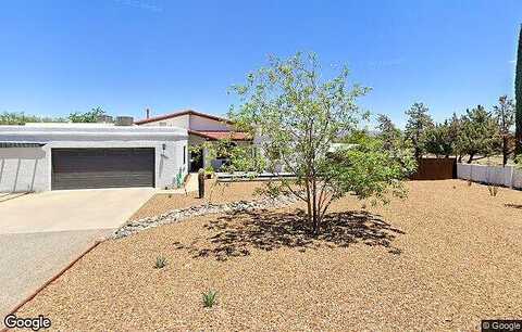 Roadrunner, CLARKDALE, AZ 86324