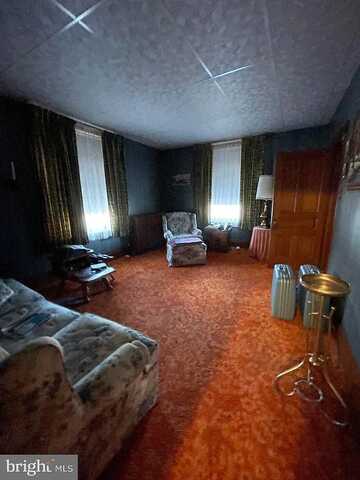 Main, FAYETTEVILLE, PA 17222