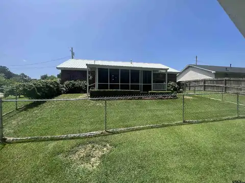 Therese, MOUNT PLEASANT, TX 75455