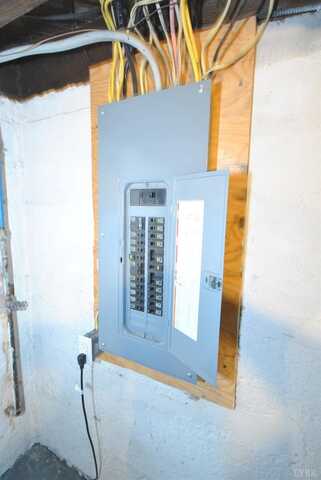 Alabama, LYNCHBURG, VA 24502