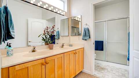 Wisteria, CLOVERDALE, CA 95425