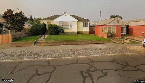 6Th, THE DALLES, OR 97058