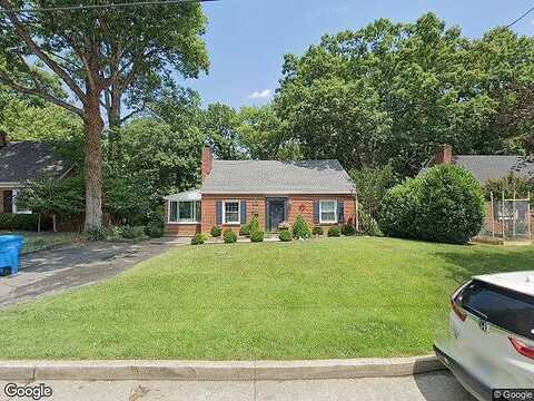 Oak Crest, ROANOKE, VA 24015