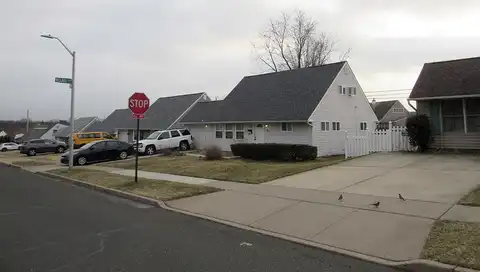Vermillion, LEVITTOWN, PA 19054