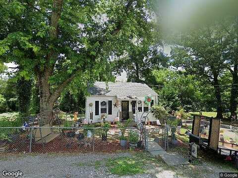 Surrey, ROANOKE, VA 24017