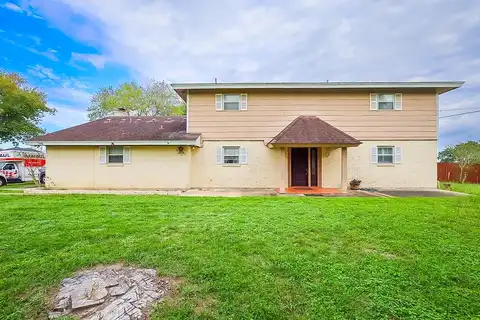 Jones, BEEVILLE, TX 78102