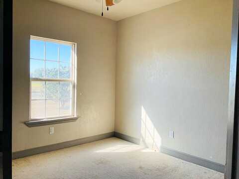 Avenue J, MULESHOE, TX 79347
