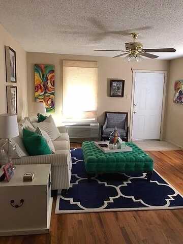 17Th, LUBBOCK, TX 79401