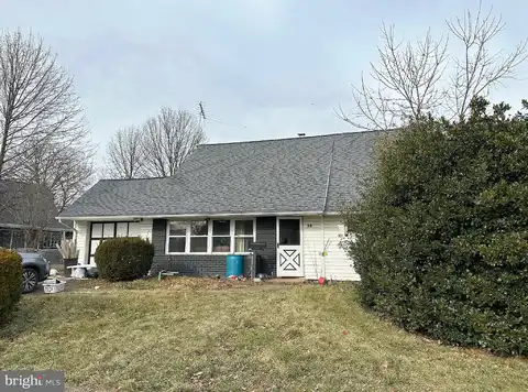 Village, LEVITTOWN, PA 19054
