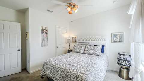 Yellowstone, FORT PIERCE, FL 34945