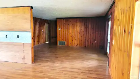 Glover, CENTURY, FL 32535