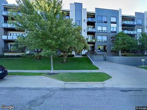 Spring, SAINT PAUL, MN 55102