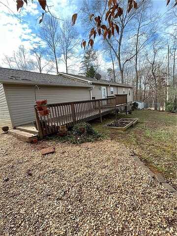 Barrett, CLEVELAND, GA 30528
