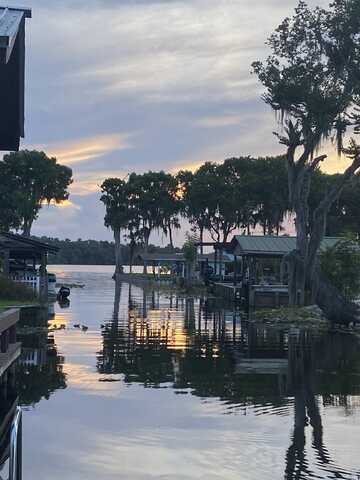 Hicks, CRESCENT CITY, FL 32112