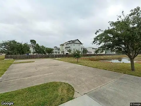 Frontenac, ROCKPORT, TX 78382