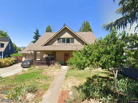 Orange, ASHLAND, OR 97520