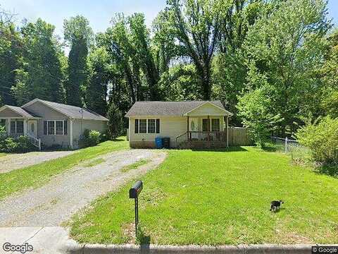 Greenbrier, ROANOKE, VA 24013