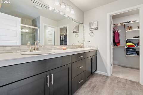 Kindre, SAINT HELENS, OR 97051