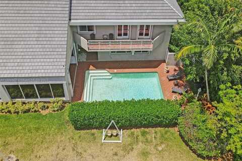 101St, MIAMI, FL 33176