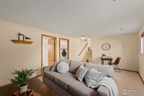 Columbine, LONGMONT, CO 80504