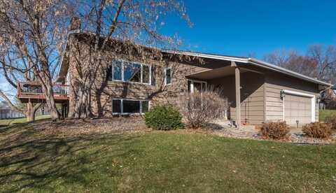 Golf View, EDEN PRAIRIE, MN 55346