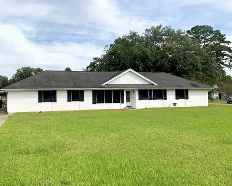 Ginger, LUMBERTON, TX 77657