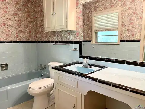 Kenwood, LONGVIEW, TX 75604