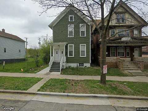 29Th, MILWAUKEE, WI 53208
