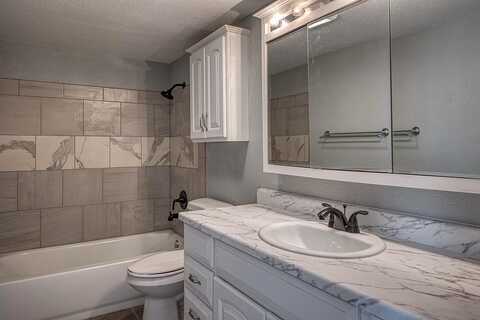 Fox, DEL RIO, TX 78840