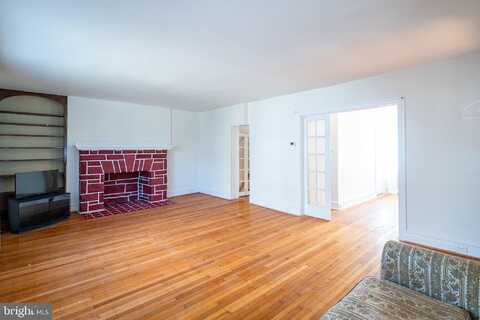Penarth, UPPER DARBY, PA 19082