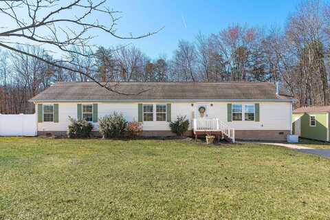 Howardsville, STUARTS DRAFT, VA 24477
