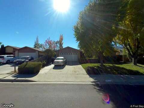 Anita, TEHACHAPI, CA 93561