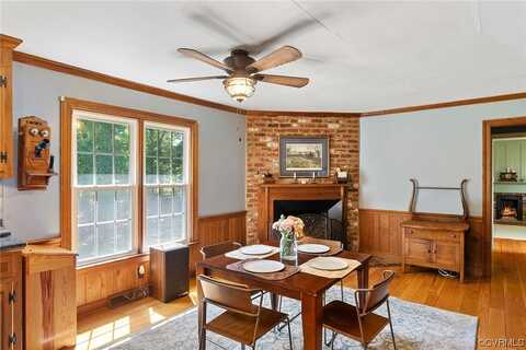 Hobby Horse, MECHANICSVILLE, VA 23111