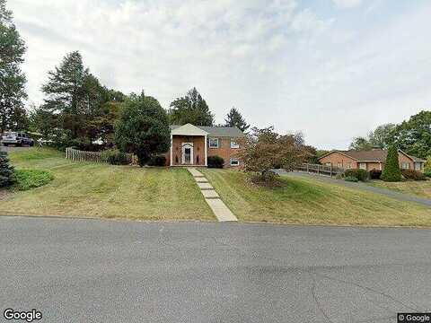 Crofton, WAYNESBORO, VA 22980