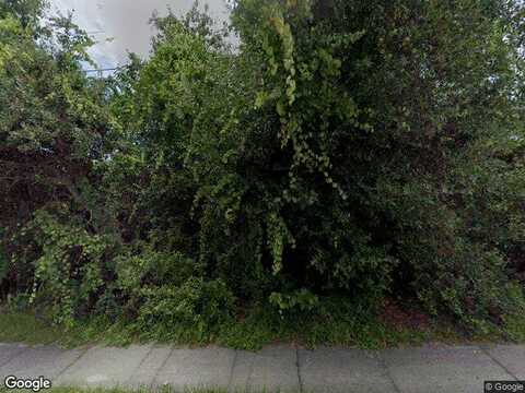 April, DELTONA, FL 32725