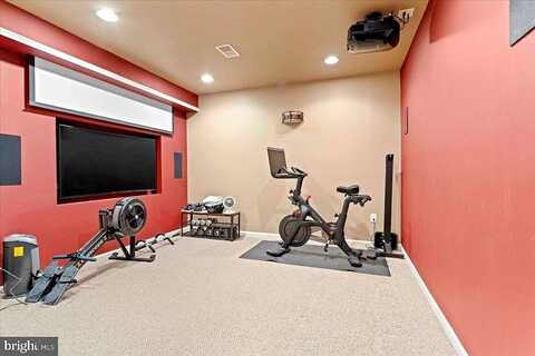 Forepond, FORT BELVOIR, VA 22060