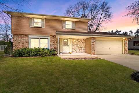 Cottonwood, WAUKESHA, WI 53189