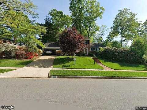 Toll House, ANNANDALE, VA 22003