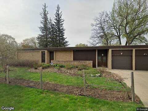 Western, WINDOM, MN 56101