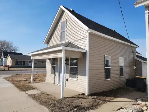 Main, COURTLAND, MN 56021