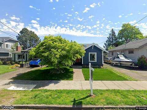 71St, PORTLAND, OR 97213
