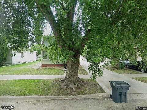 2Nd, WORTHINGTON, MN 56187