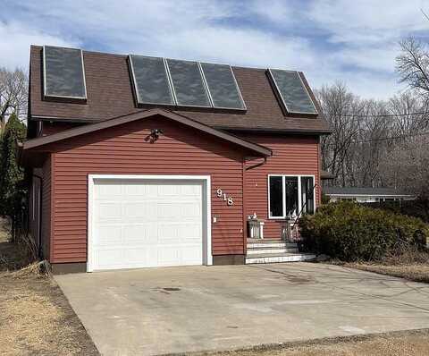 Adams, MANKATO, MN 56001