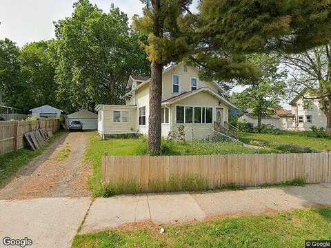 Mcnair, MINNEAPOLIS, MN 55411