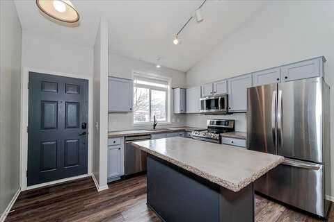 Pine, CANNON FALLS, MN 55009