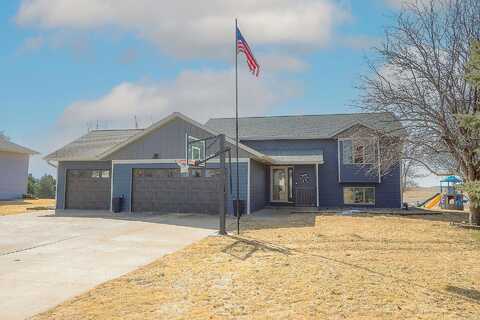 Charlotte, LAKE CRYSTAL, MN 56055