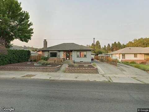 9Th, THE DALLES, OR 97058
