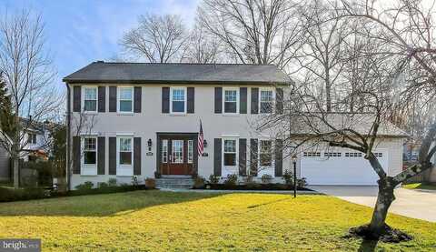Crown Court, ALEXANDRIA, VA 22308
